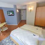 Klassik Aparthotel 4*
